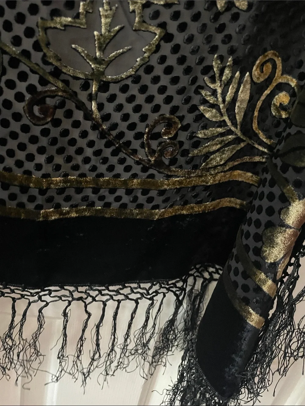 VTG CANDY CAPRICE SILK VELVET BURNOUT SCARF